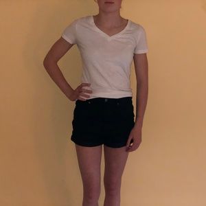 White v neck t shirt